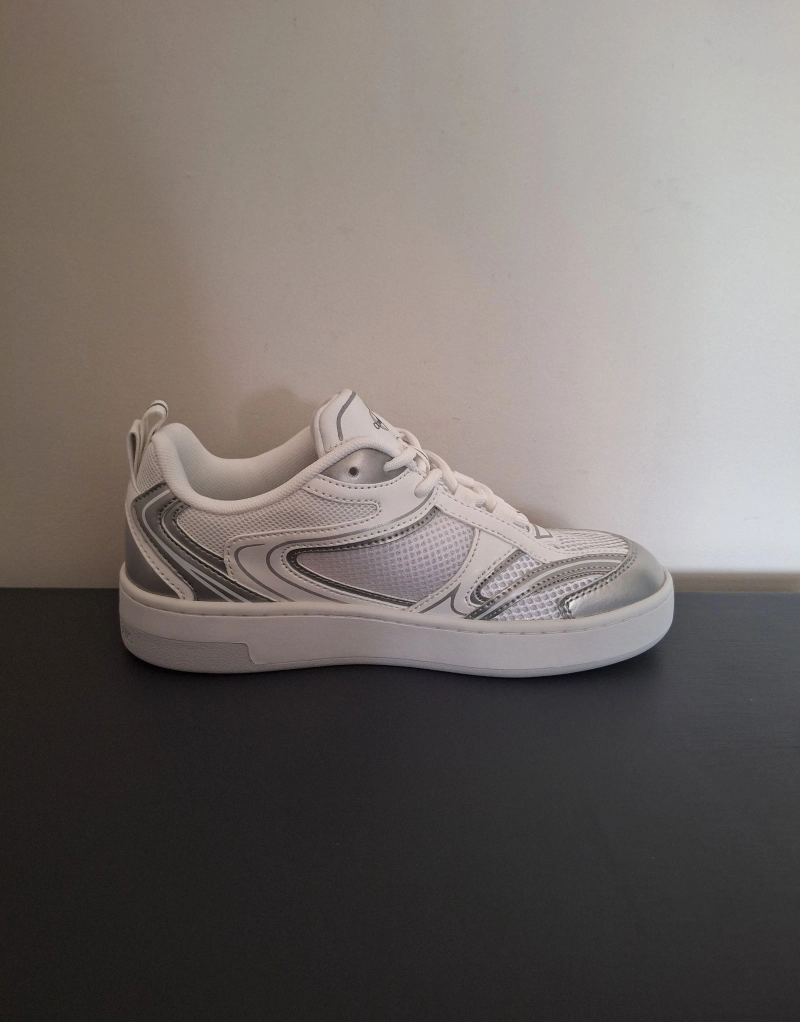 Tênis unissex branco com prata Calvin Klein novo tamanho 36 – photo 5